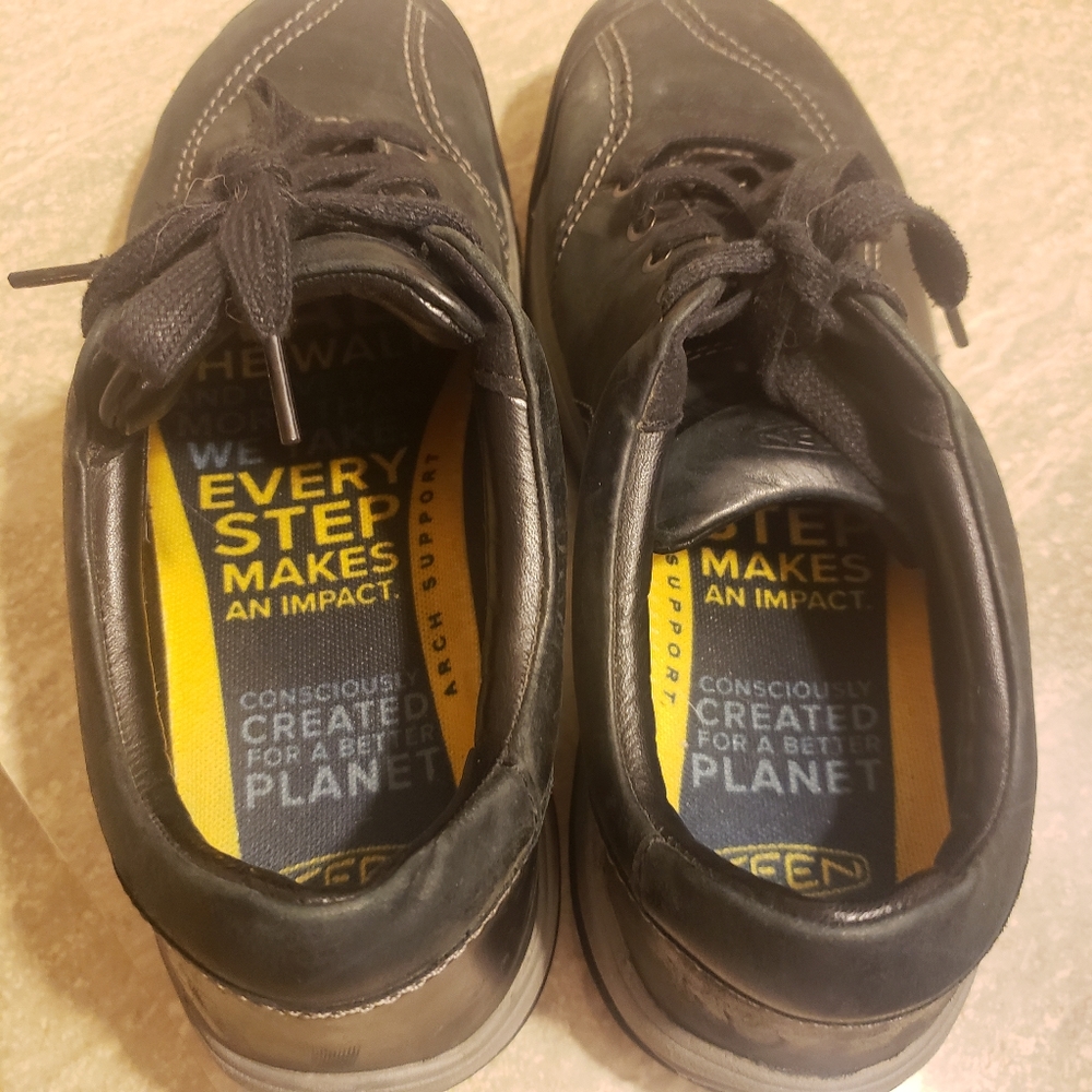 KEEN - Picture 4 of 10